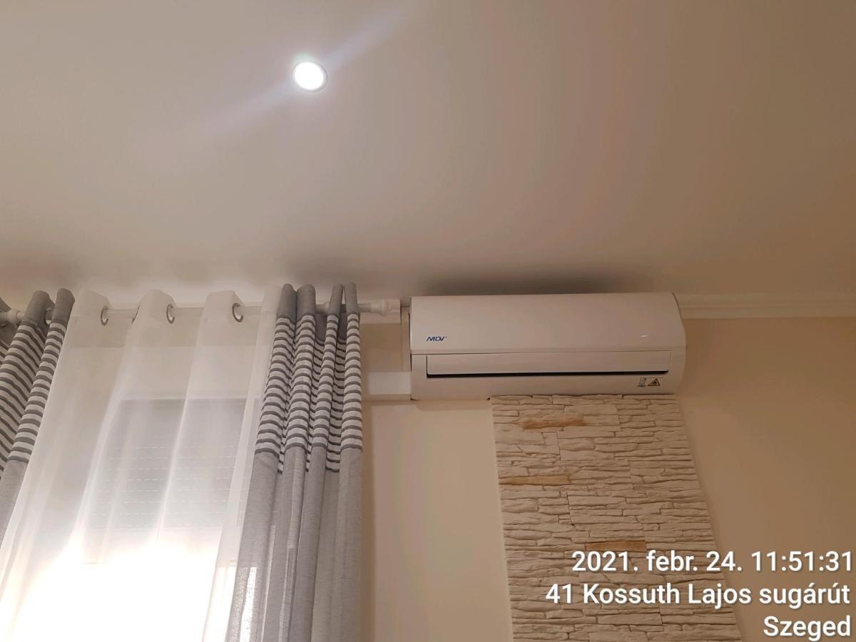 Rozsa Apartmanhaz *